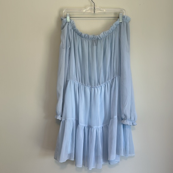 Off shoulder light blue dress - Picture 3 of 4